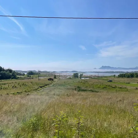 Skokkelvika Gard * Vestvagoy